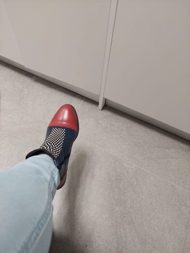 Customer photo review of מגפונים לנשים מעור דגם אלכסה בצבע כחול