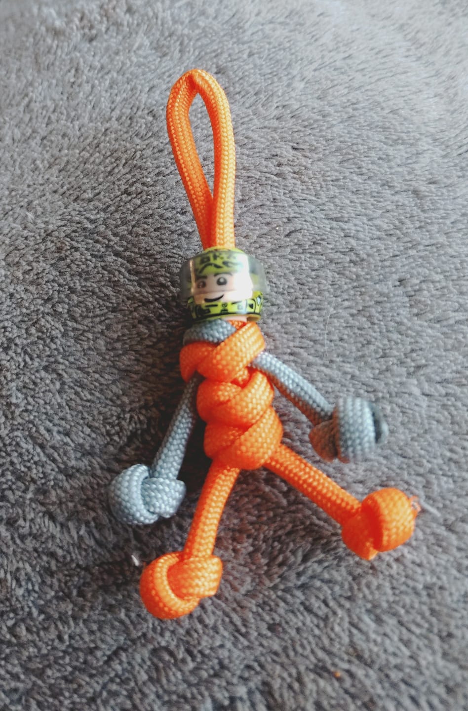 Customer photo review of Darth Vader Paracord Buddy Keychain