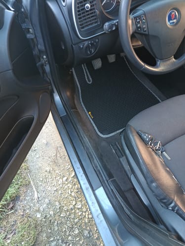 Customer photo review of Dywaniki samochodowe na zamówienie - Przód i tył