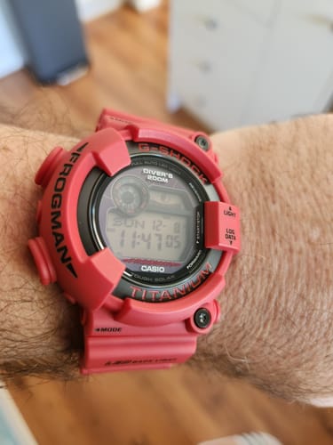 Customer photo review of Casio G-SHOCK Frogman Watch GW8230NT-4D