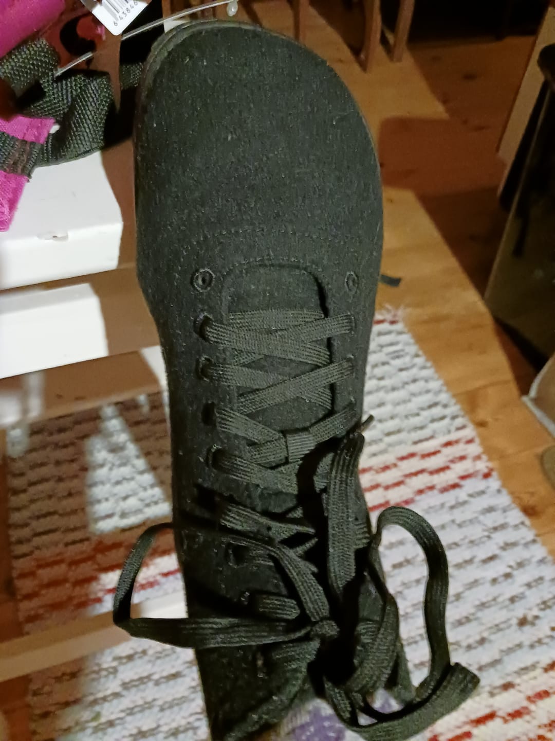 Customer photo review of Vaistoa Tunto -paljasjalkatennarit