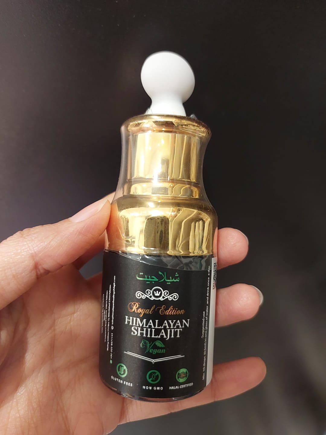 Customer photo review of 1 x 30ml Himalayan  Shilajit Drops |  100% Natural Shilajit - Lab Tested - Contains Fulvic Acid - Trace Minerals - Pure Natural Dietary Supplement