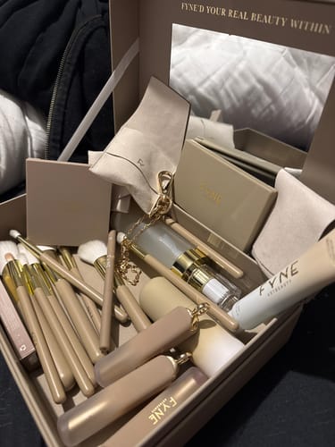 Customer photo review of THE EXCLUSIVE MYSTERY BOXES