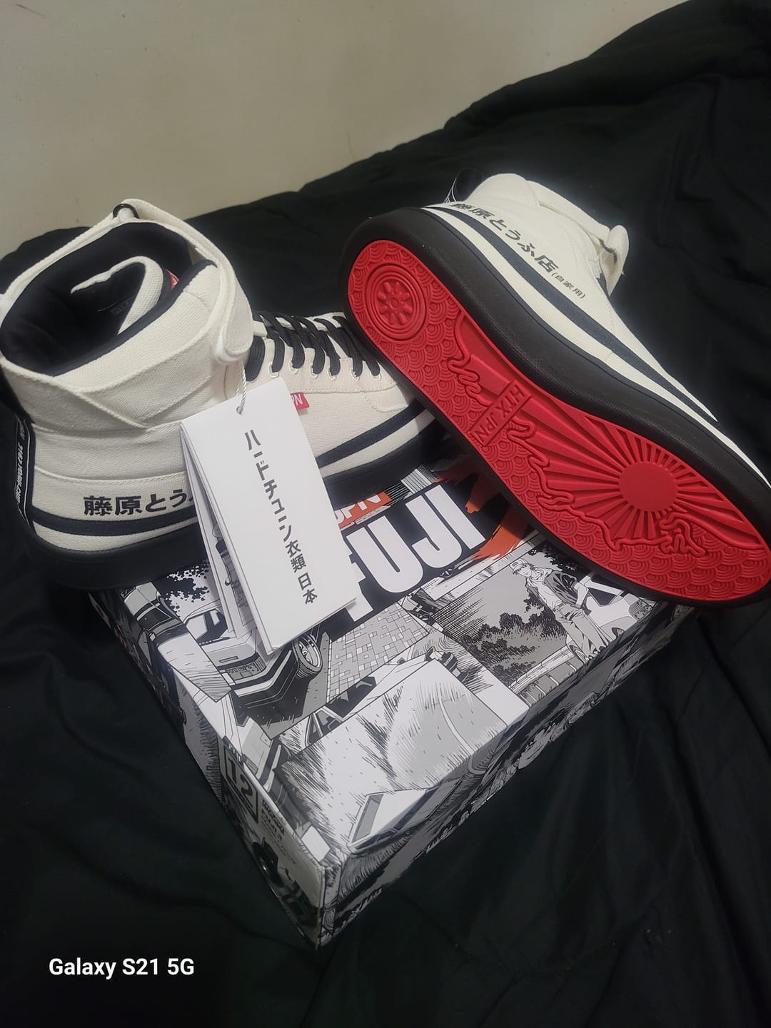 Customer photo review of HTXJPN Fuji3 High Top Sneakers
