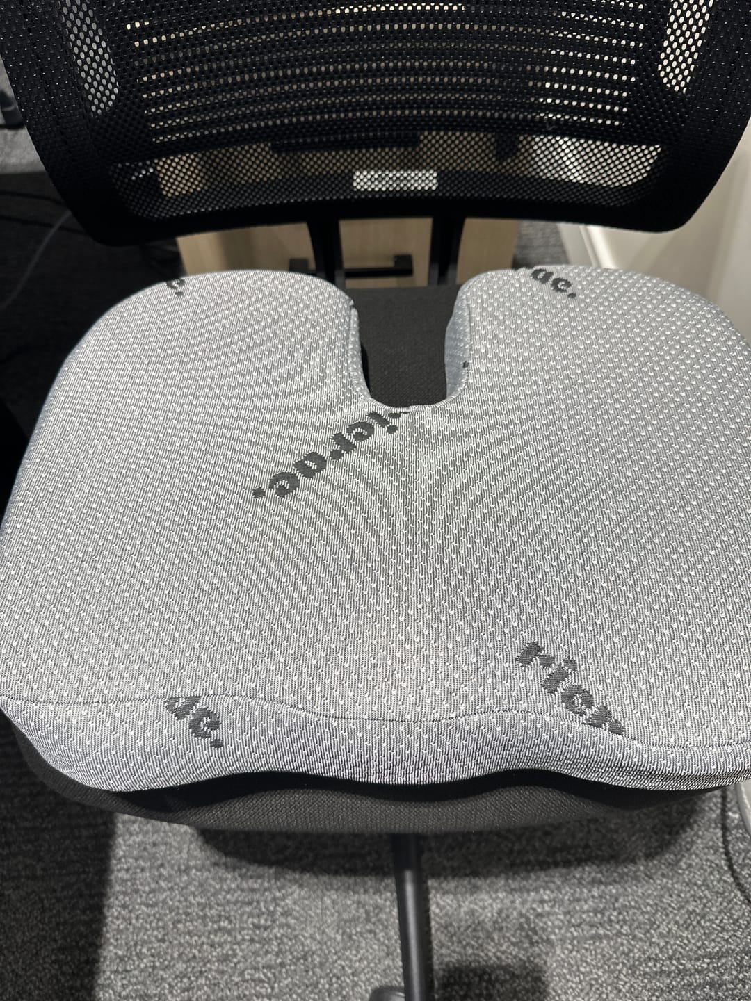Customer photo review of Rall- Portable Tailbone Cushion
