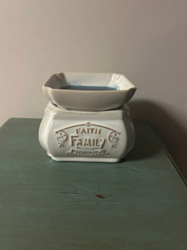 Customer photo review of Warmer: Faith Family Friends Midsize Illumination