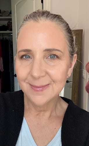 Customer photo review of Mirage Shift Crème Cheek Palette