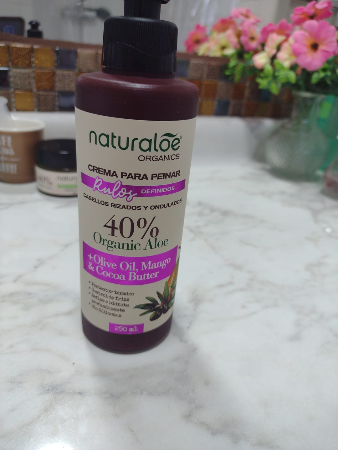Customer photo review of Crema de Peinar Rulos Definidos 250ml