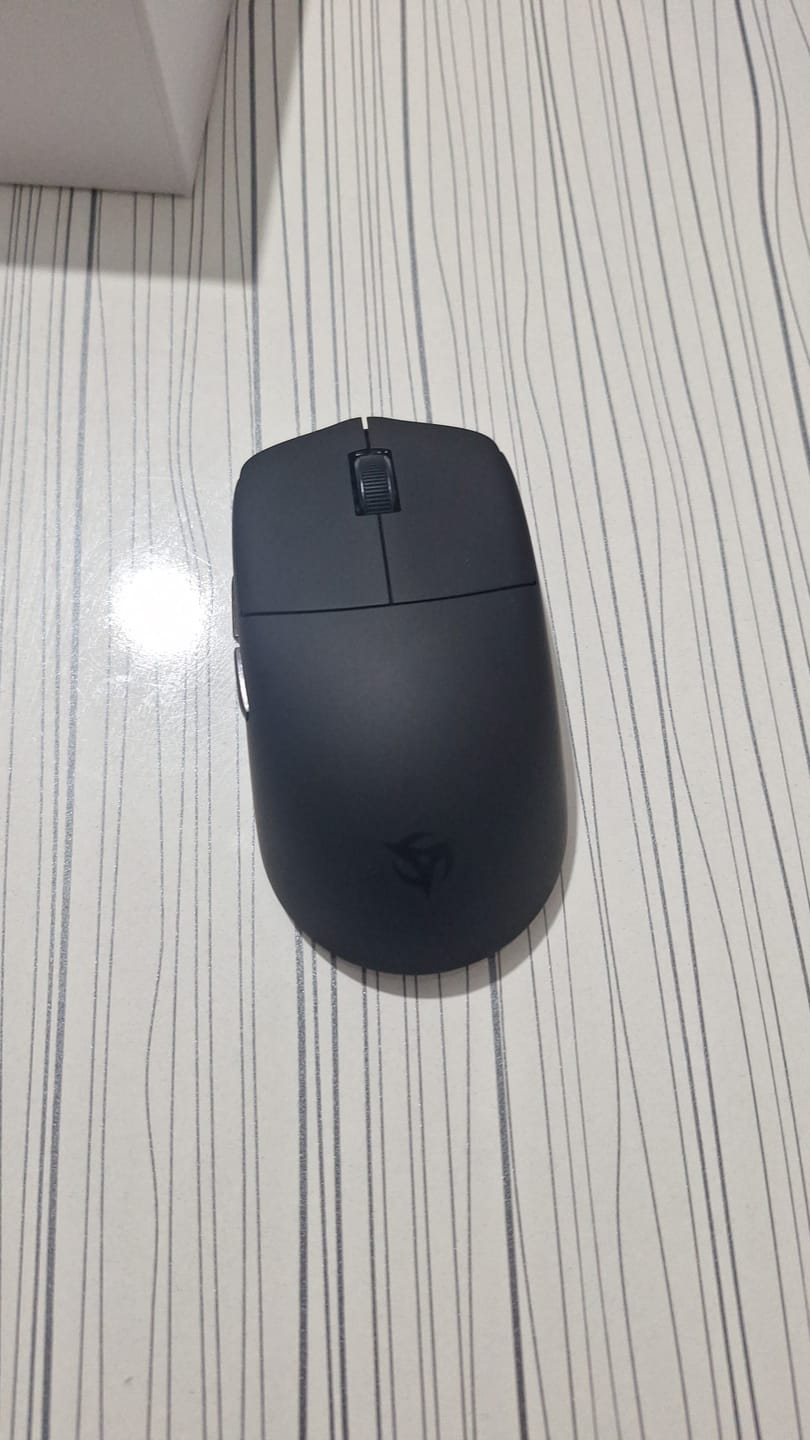Customer photo review of Ninjutso Sora V2 8K Wireless Mouse