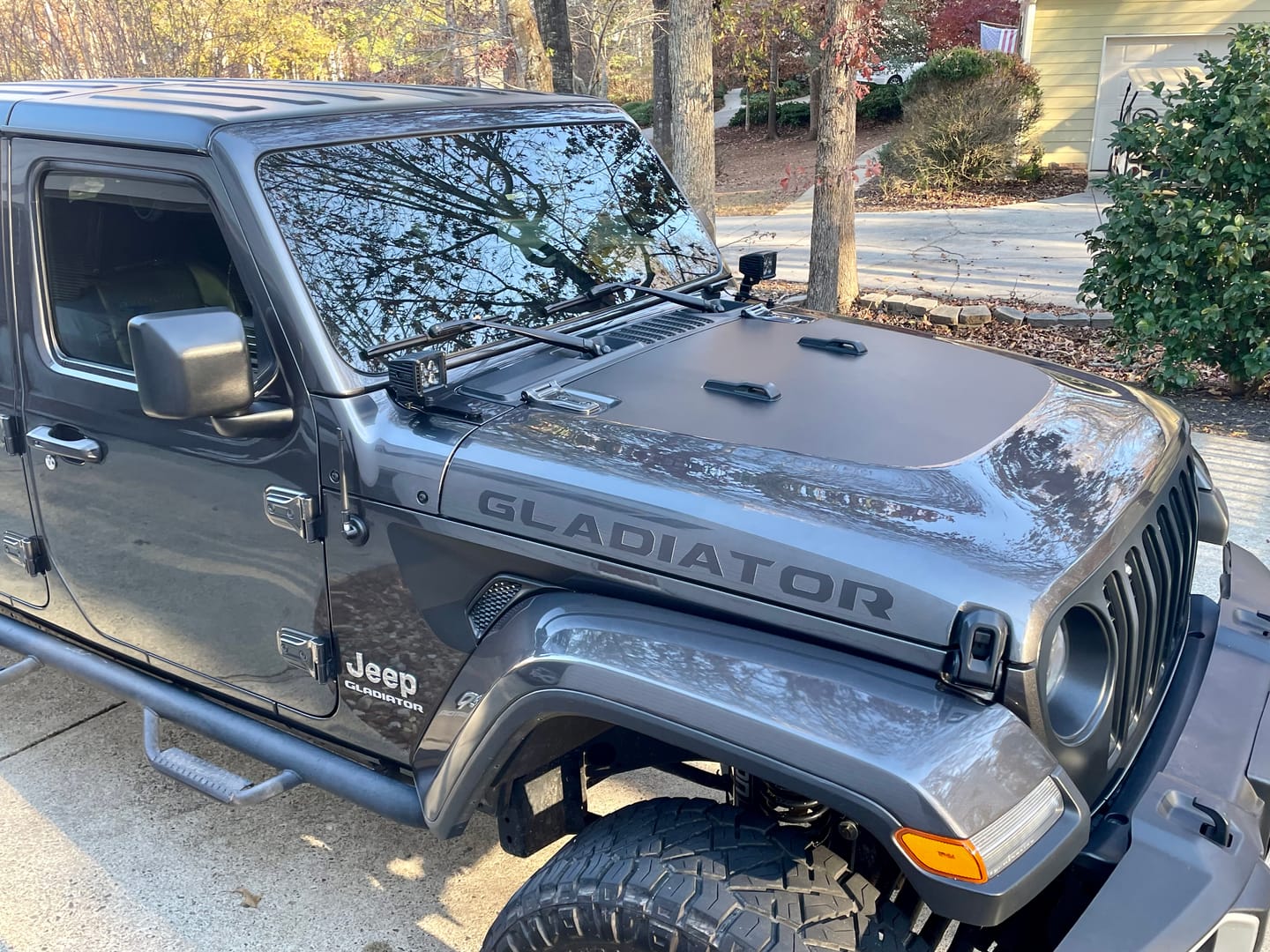 Customer photo review of Hood Graphic | fits Wrangler JL and Gladiator JT
