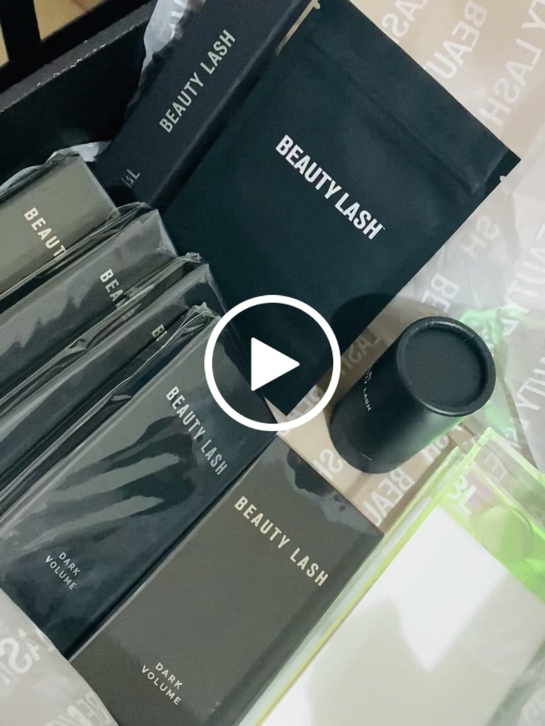 Customer video review of Mixed Volume Lashes