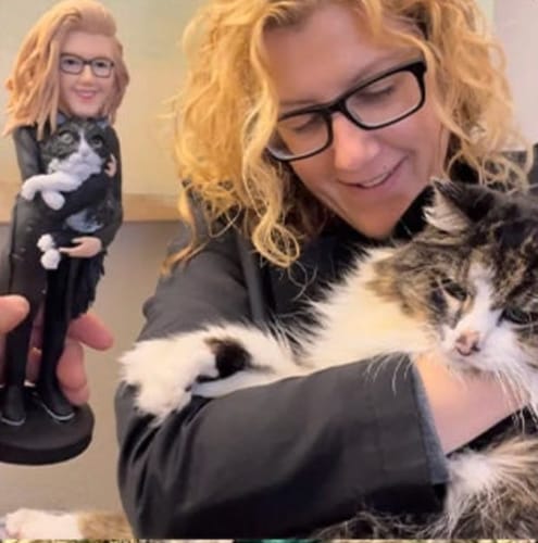 Customer photo review of Customized Clay Figurine 1 Person and 1 Pet Hand Made Diy Clay Dolls