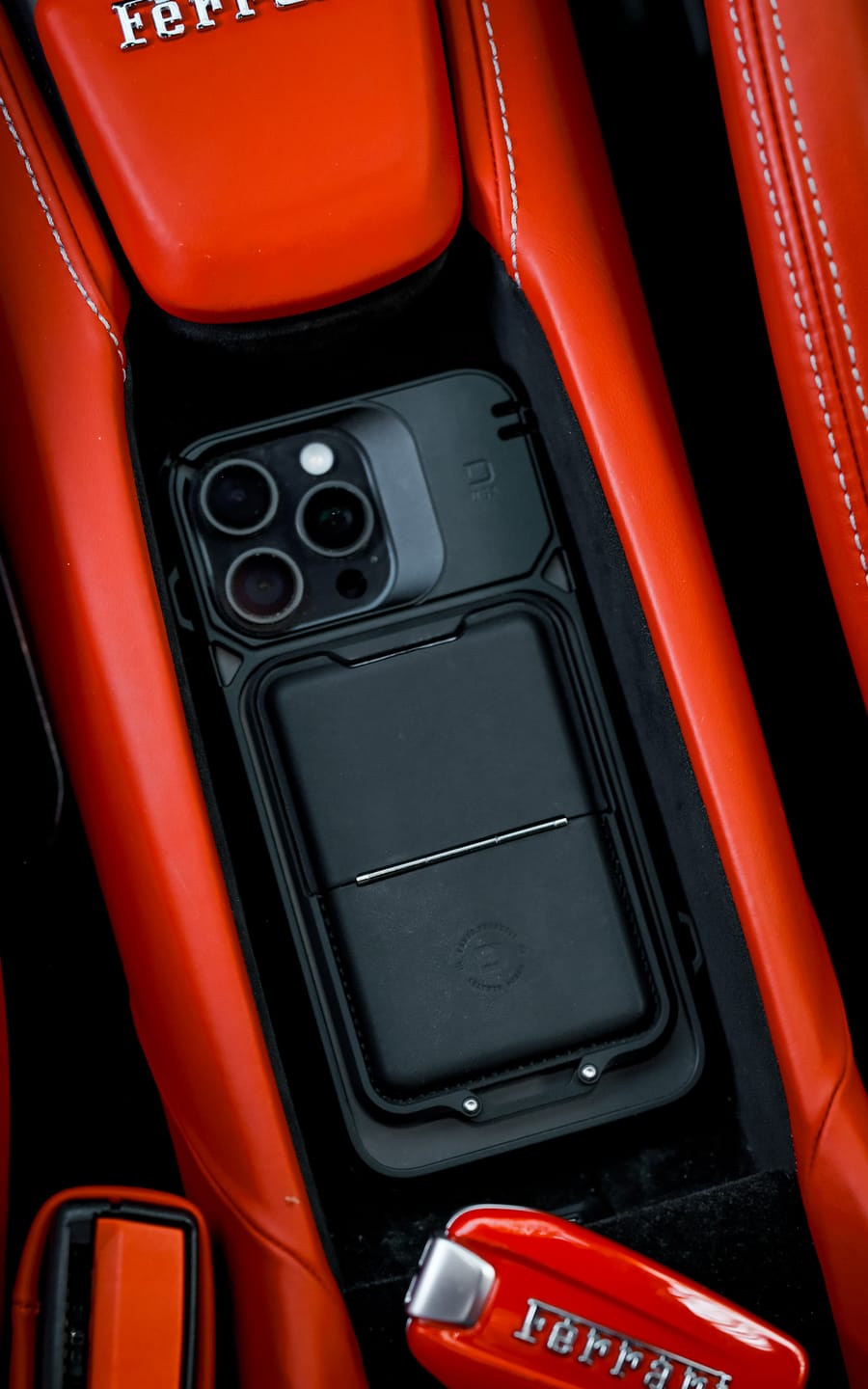 Customer photo review of DANGO COVERT CASE FOR IPHONE 15 PRO MAX