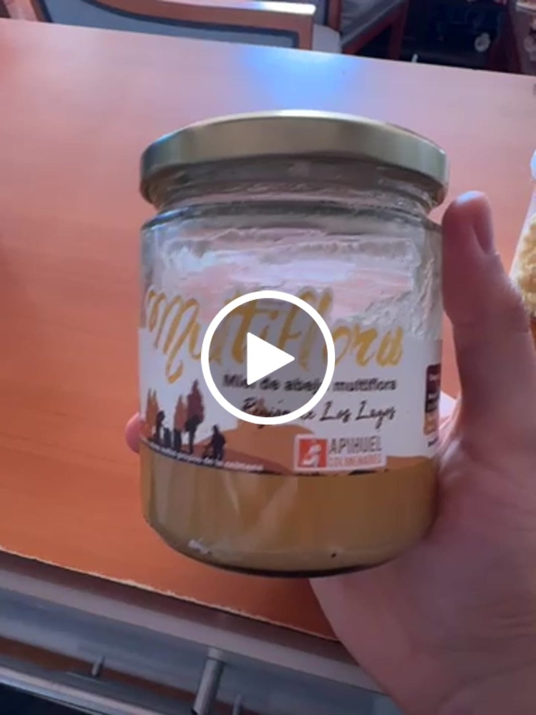 Customer video review of Miel Multiflora de La Región de Los Lagos 515 grs
