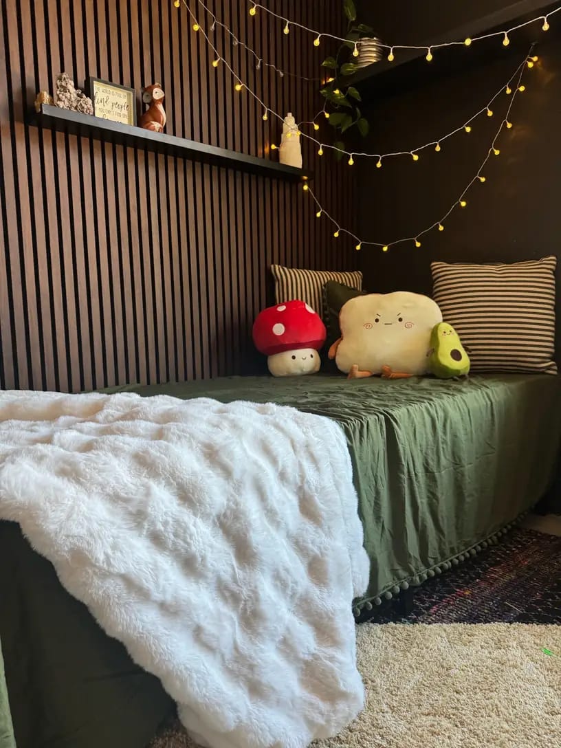 Customer photo review of Nordic Cozy Blanket