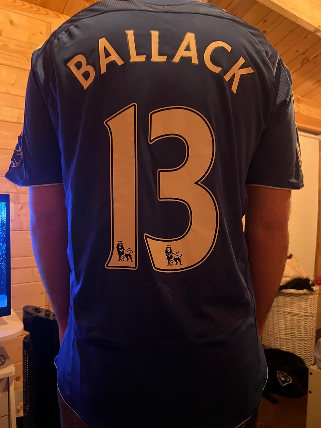 Customer photo review of Chelsea FC 2006 2008 Football Jersey Trikot