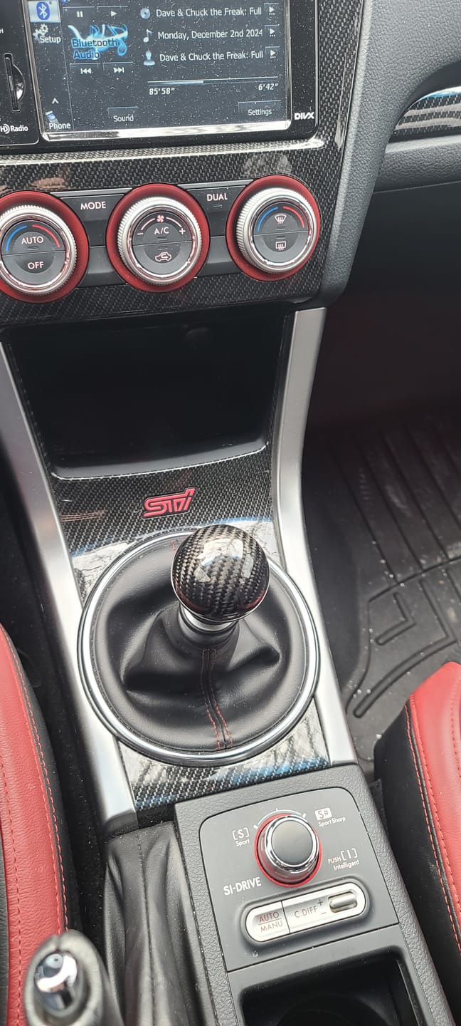 Customer photo review of Weighted Black Carbon Fiber Shift Knobs