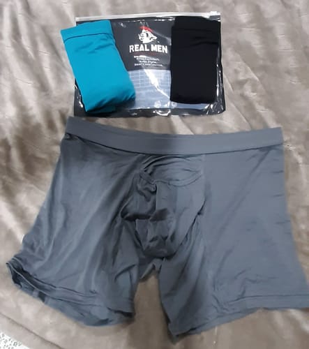 Customer photo review of Modal 7in Boxer Briefs V-FLY 3pk Black/Cyan/Gray