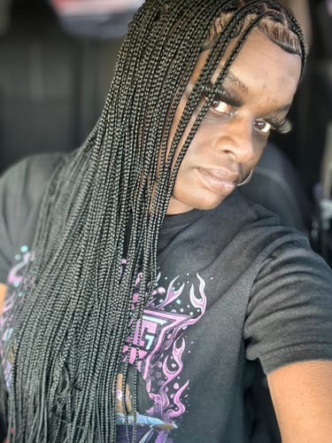 Customer photo review of HD Knotless Braid Wig, Human Hair Swiss Full Lace, Black, Glueless - Fatima