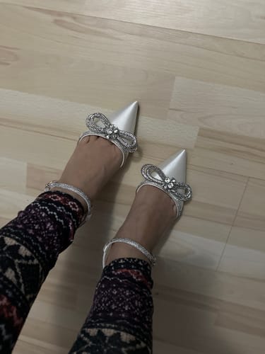 Customer photo review of Small Feet Silk Satin Mid Heels With Rhinestone Bow Tie MS260