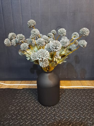 Customer photo review of Zijden Kiku Bloemen - Blauwgrijs (10 stengels)