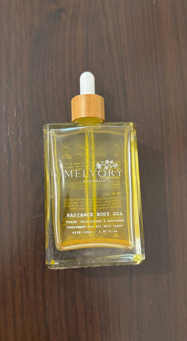 Customer photo review of Radiance Body Oil (Skin Firming)
