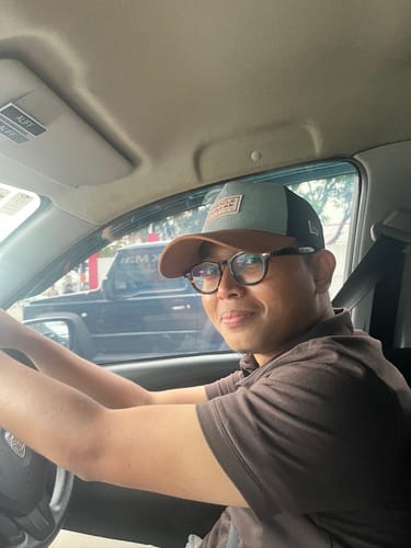 Customer photo review of 9FORTY E-Frame Trucker Austin Race Special Red Bull Racing Rich Denim Snapback