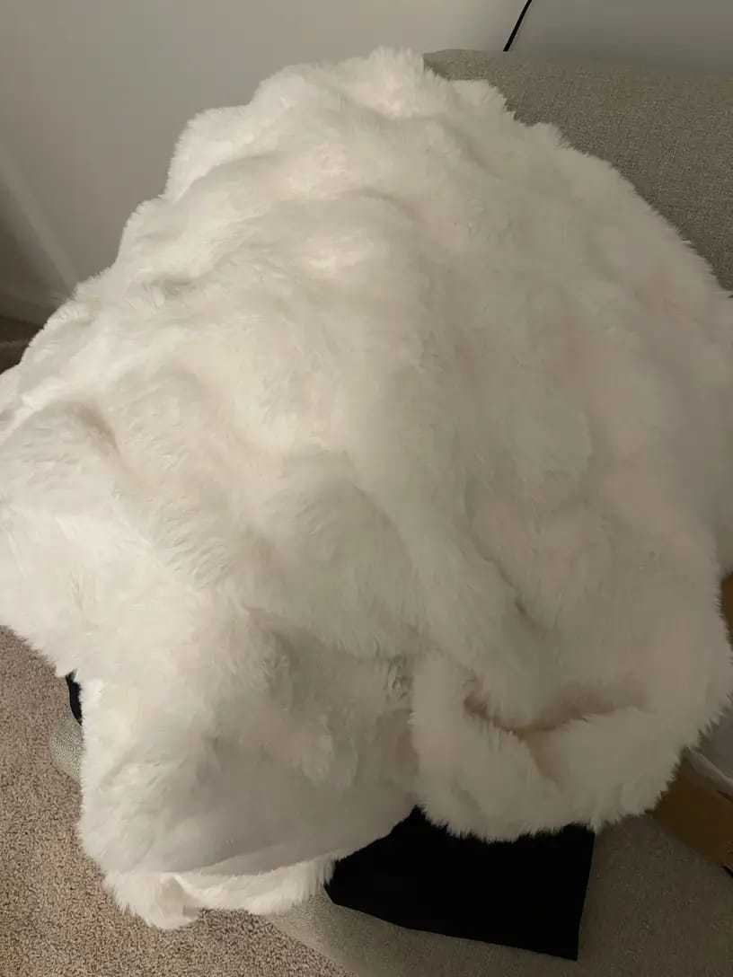 Customer photo review of Nordic Cozy Blanket