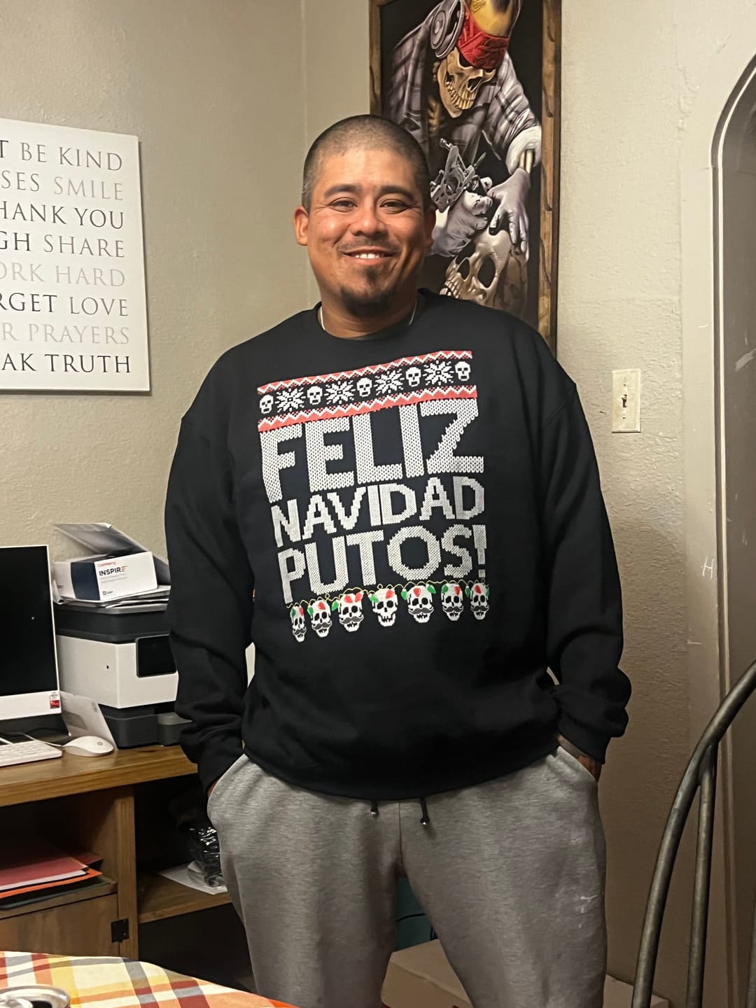 Customer photo review of Feliz Navidad Putos OG Navidad Sweatshirt