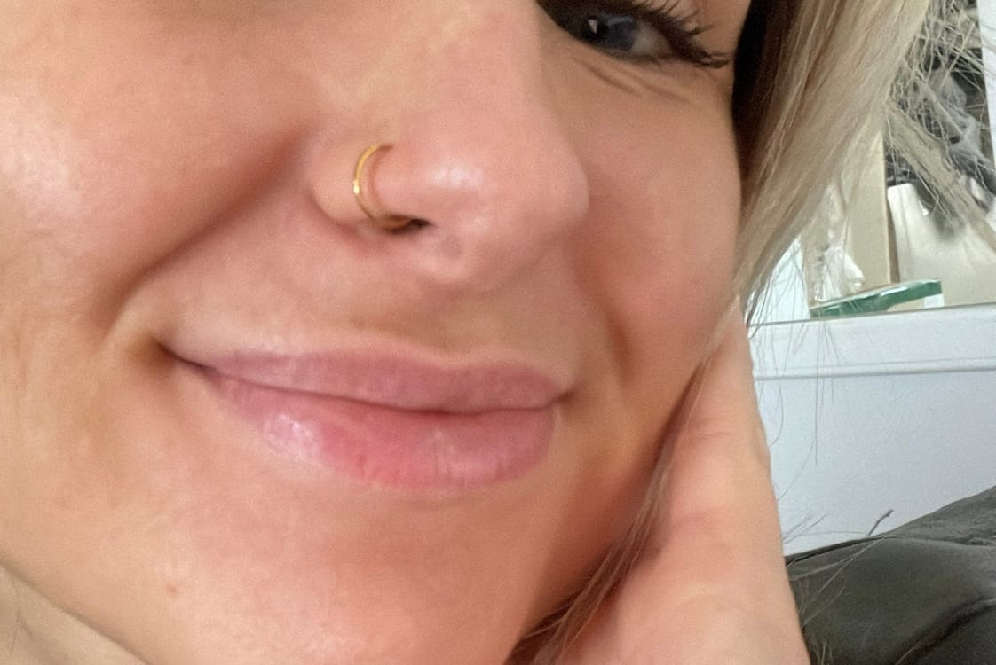 Customer photo review of Faux piercing Léa