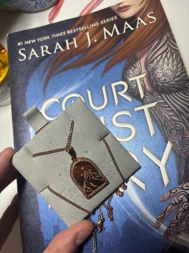 Customer photo review of Velaris Necklace