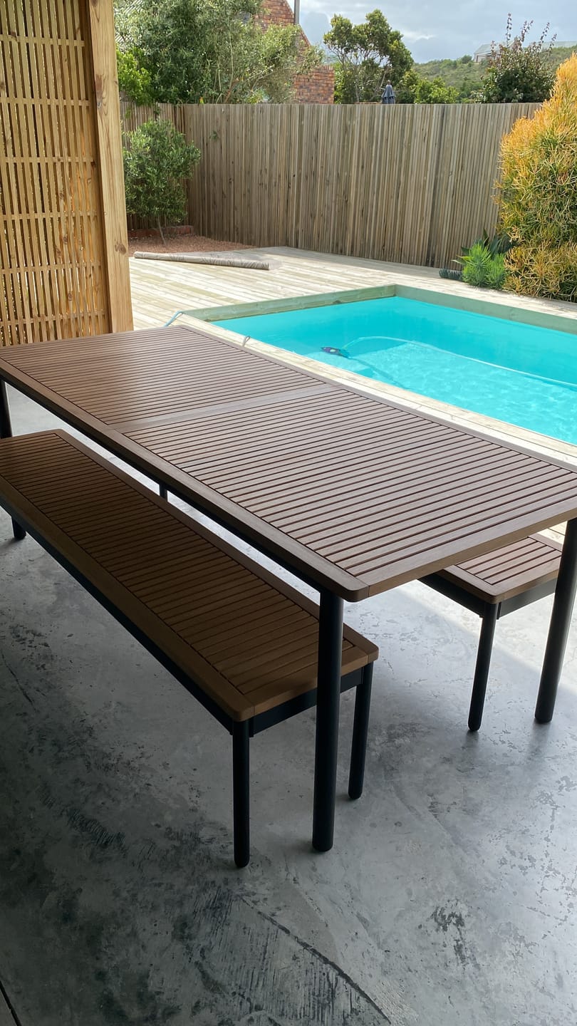 Customer photo review of Bendigo Extendable Dining Set - Black