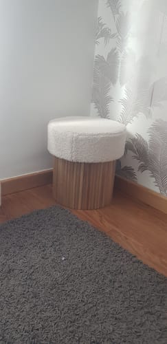 Customer photo review of OTSU - Pouf en bouclettes blanches et base en bois