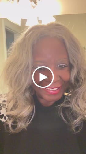 Customer video review of Luvwin 5x5 Salt & Pepper Body Wave Glueless Bob Wig 100% Human Hair