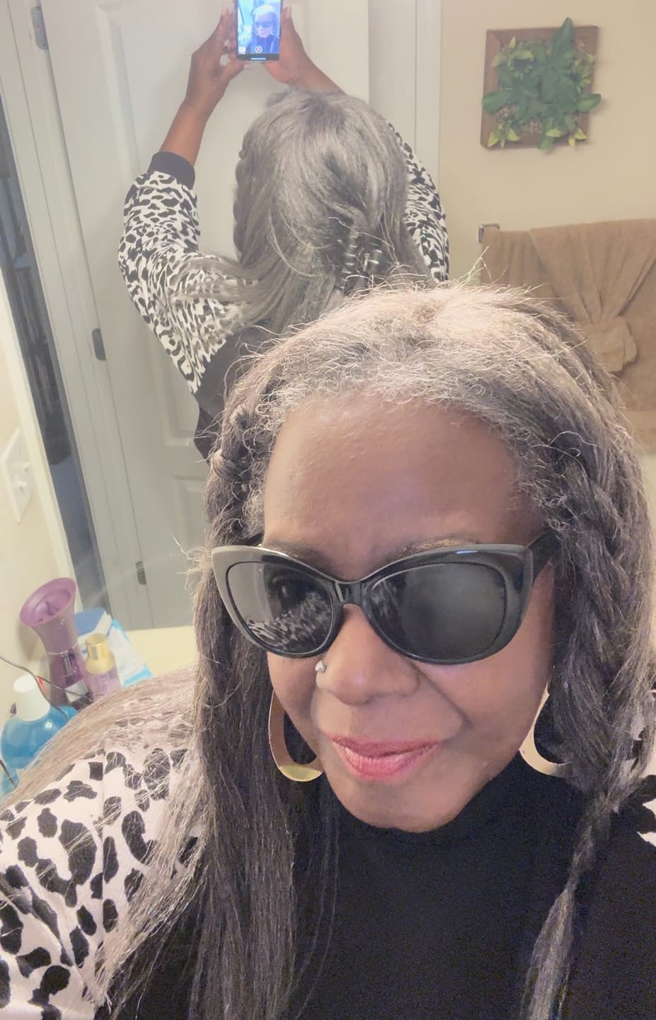 Customer photo review of Luvwin 5x5 Closure Kinky Straight Salt & Pepper Free Parting Glueless Wig