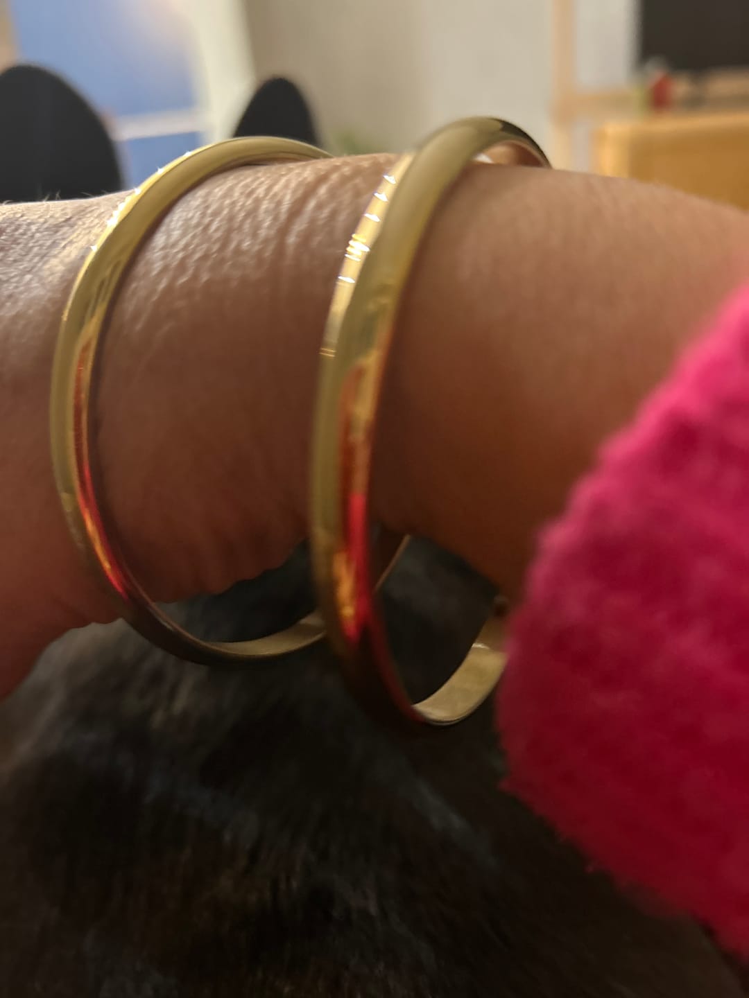 Customer photo review of Classic Chunky Gold Bangle