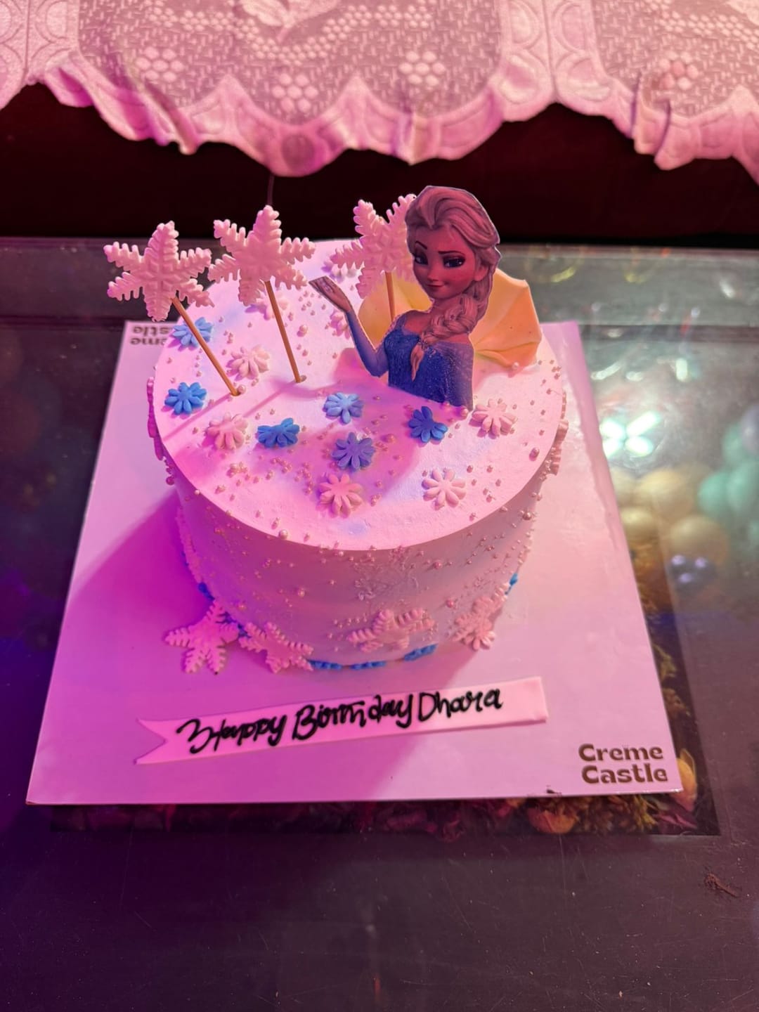 Customer photo review of Frozen Magical Cake
