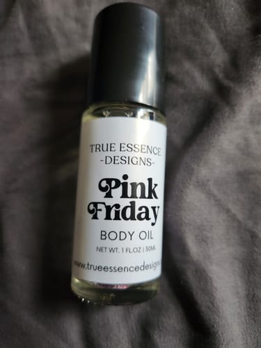 Customer photo review of Pink Friday Body Oil - Women