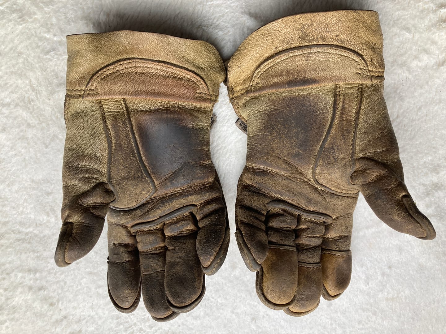 Customer photo review of Glove Repair