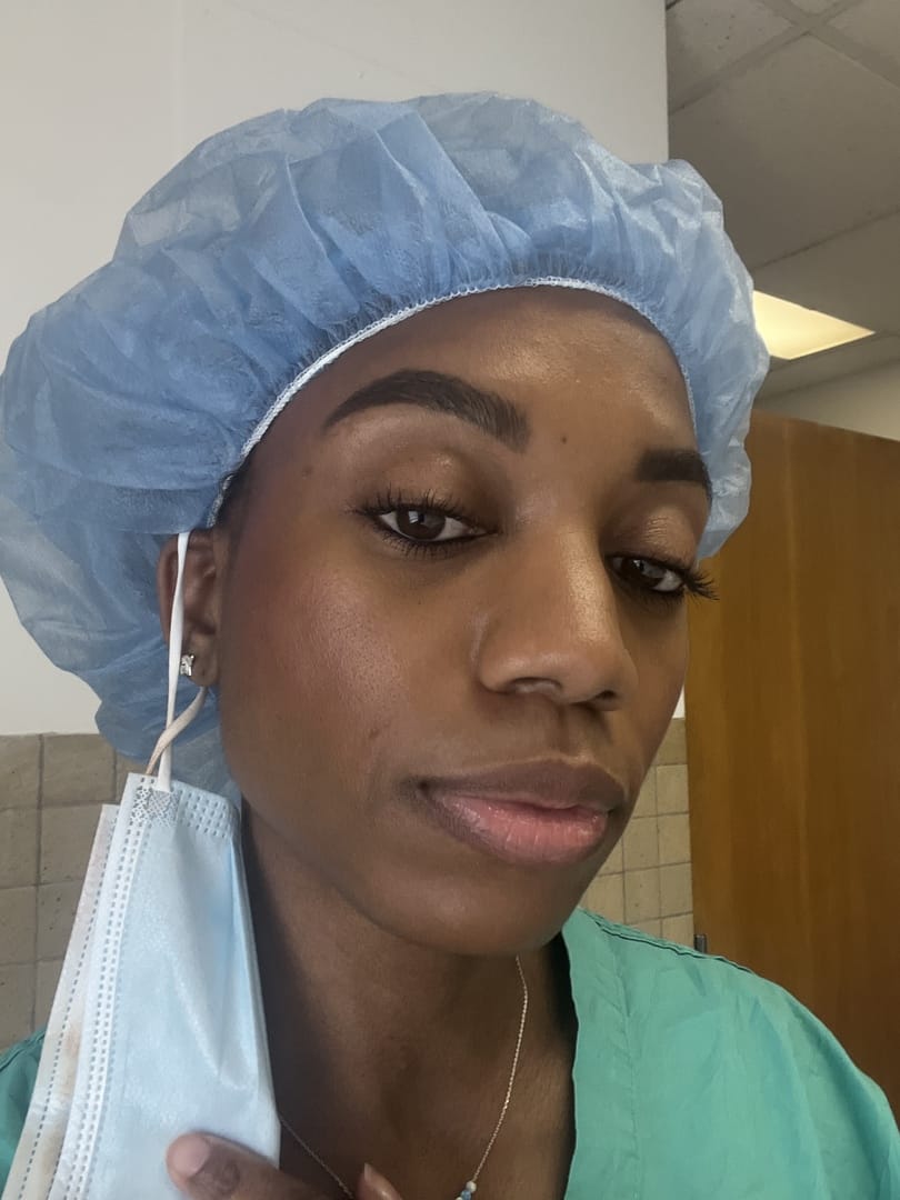 Customer photo review of Yummy Skin Blurring Balm Powder