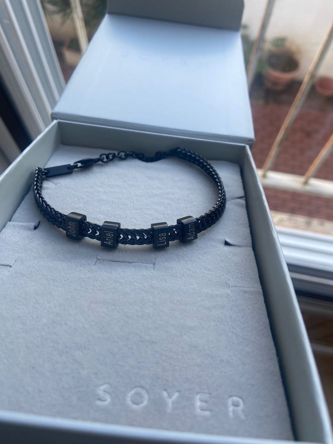 Customer photo review of Elements Men's Beads Bracelet - Black