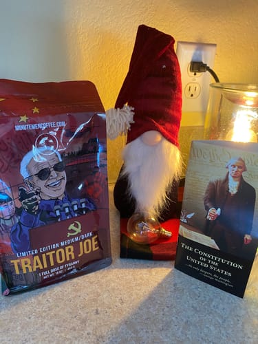 Customer photo review of Traitor Joe Collectors Roast