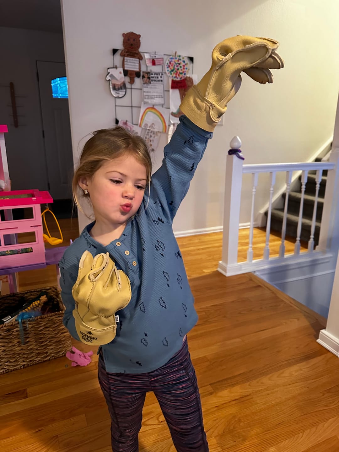 Customer photo review of Custom Leather Work Glove - Gift Pack