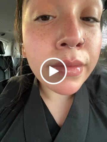 Customer video review of Titanium Front Facing Gems Hinged Ring