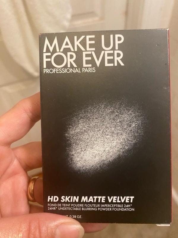 Customer photo review of HD Skin Matte Velvet Foundation Powder