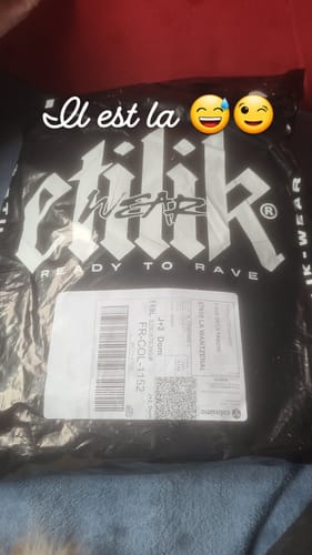 Customer photo review of Acid v2 - Hoodie