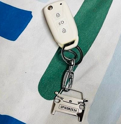 Customer photo review of Personalised Number Plate Car Keychain