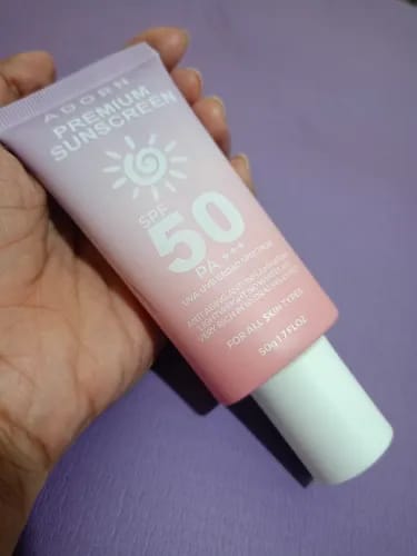 Customer photo review of ADORN PREMIUM SUNSCREEN SPF 50 PA+++