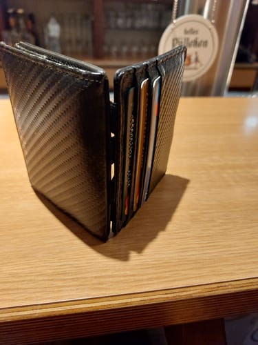 Customer photo review of Flap Boy - Magic Wallet with Coin Pocket