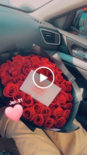 Customer video review of Red Rose Bouquet - Valentines
